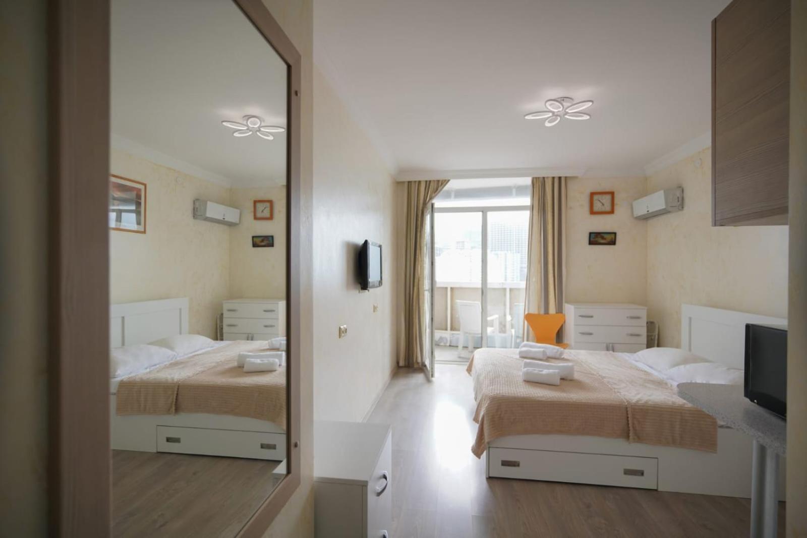 Apartment Orbi Dado Batumi Exterior foto